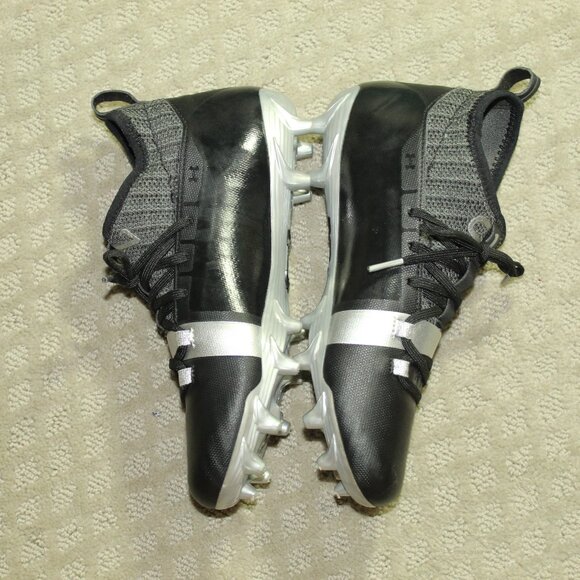 NWOT Under Armour 6Y Black Silver Sock Opening Soccer Cleats 4201802144 - Picture 3 of 6